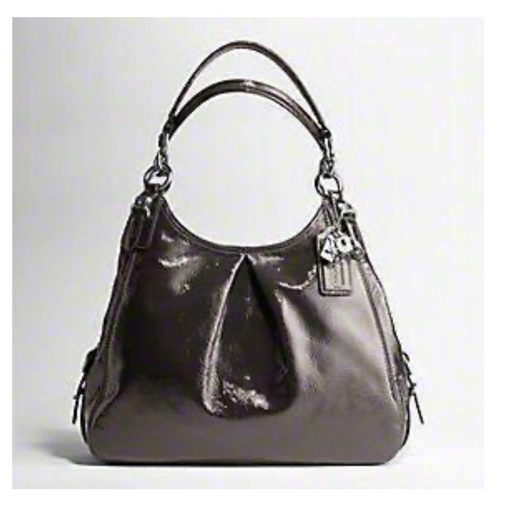 EUC Coach Maggie #15734 in graphite gray patent leather